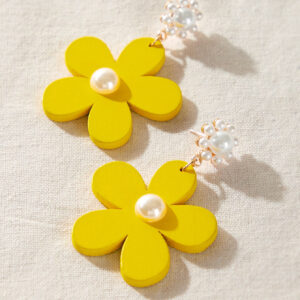 Aretes flor perla