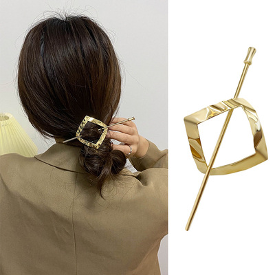 HAIR PIN